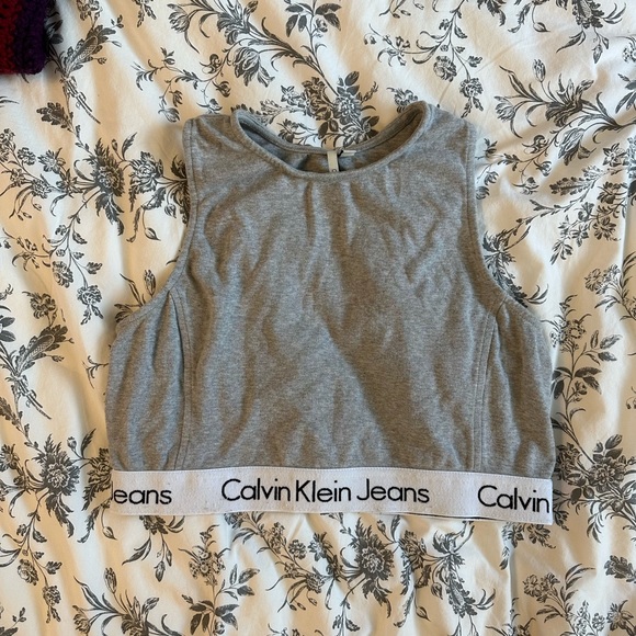 Calvin Klein Jeans Halter Neck Cropped Tank Top - Picture 2 of 5